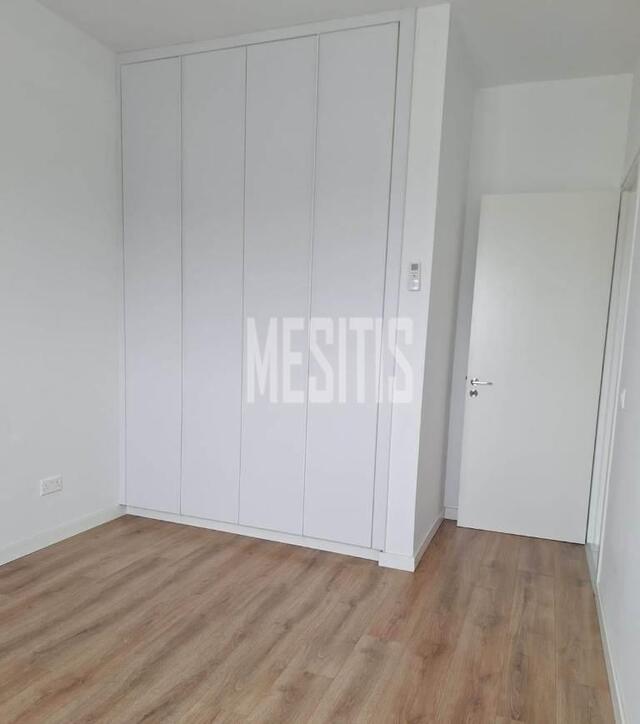 apartment-817aeb87-0ccb-4e9d-8e01-b8a391498a8d_Wtr.jpg
