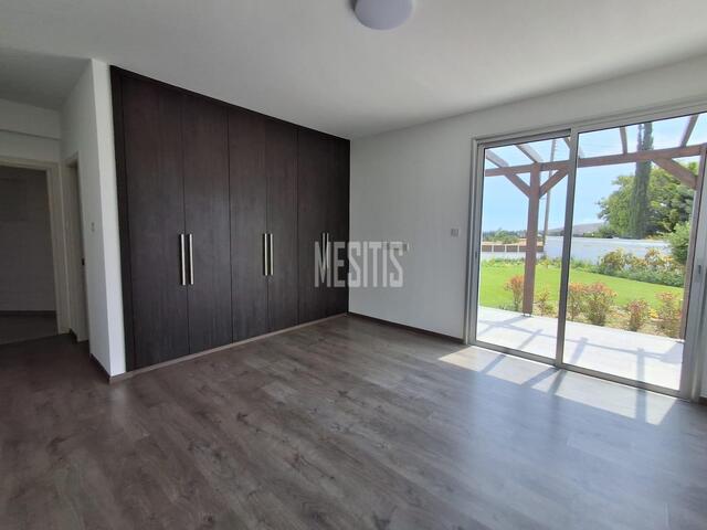 detachedHouse-58521f7d-a6a6-4e3c-908c-ee8d72aa6f07_Wtr.jpg