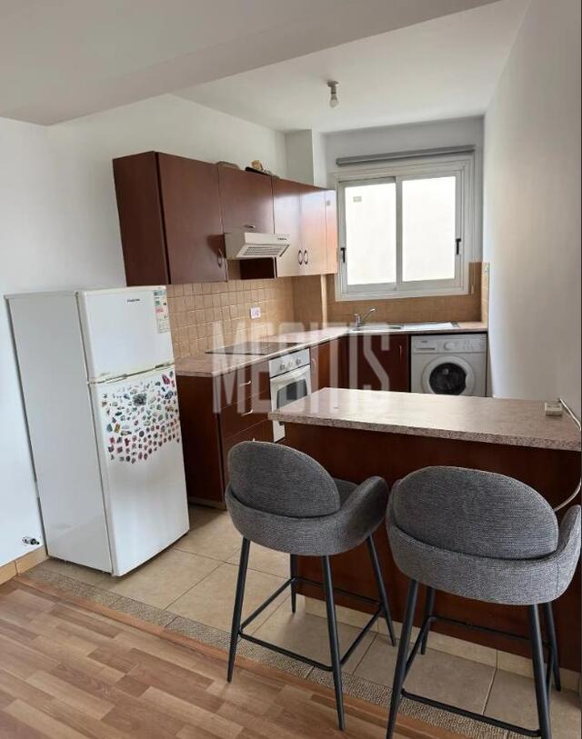 apartment-94ffc328-e6c1-49e8-9ccf-313dbfaef511_Wtr.jpg