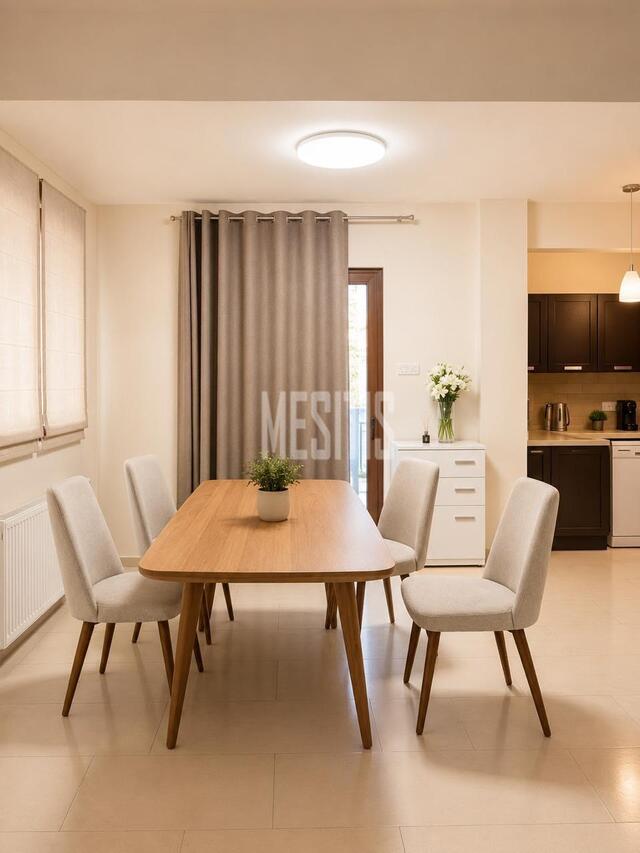 detachedHouse-9bbd43ec-9238-4362-9ba6-5132e8c6240c_Wtr.jpg