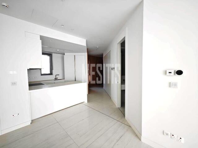 apartment-cc3a1eea-95d3-4ca9-bbb6-1a244037751b_Wtr.jpg