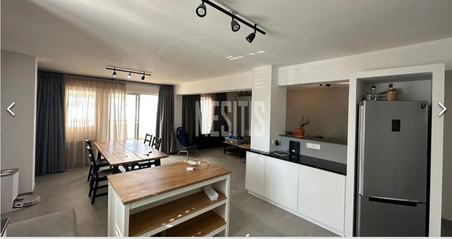 apartment-f720bac5-86bc-4561-abc1-bb84b0a4c97d_Wtr.png