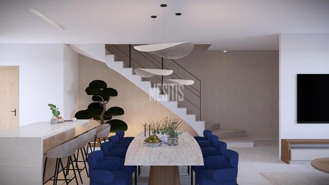 detachedHouse-3102c31f-3a69-4738-9802-1a8c65088a0d_Wtr.jpeg