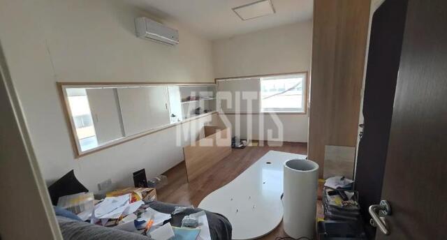 warehouse-542623c7-b64d-4b69-a5bd-c298dd3af99c_Wtr.jpg