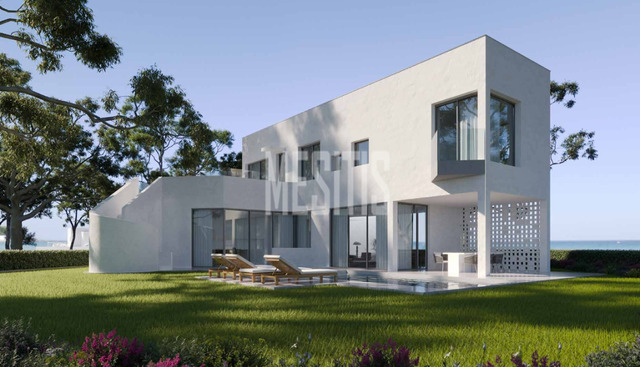 detachedHouse-0cf1b0c2-5211-4a19-866a-d61989c21ce5_Wtr.png