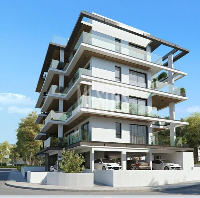 apartment-6c19efdc-a42c-43a4-8b6b-7f9df96a8573_Wtr.jpg