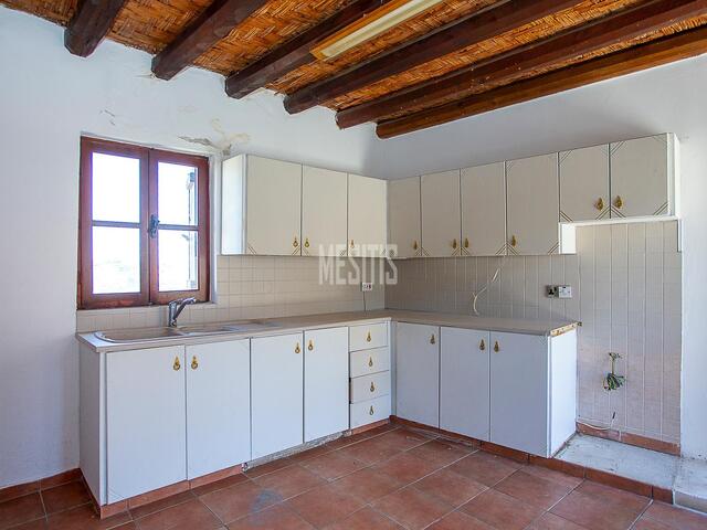 2 Bedroom House for Sale in Koili, Pafos – photo 3