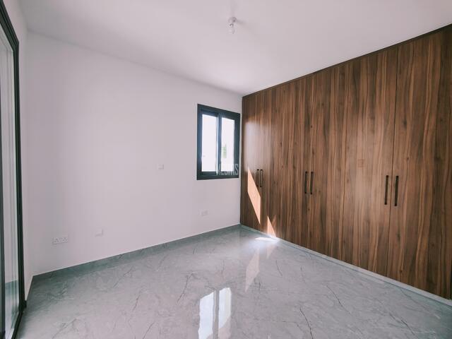 apartment-15f16fb8-4253-4239-85d6-b03c7e983d28_Wtr.jpg