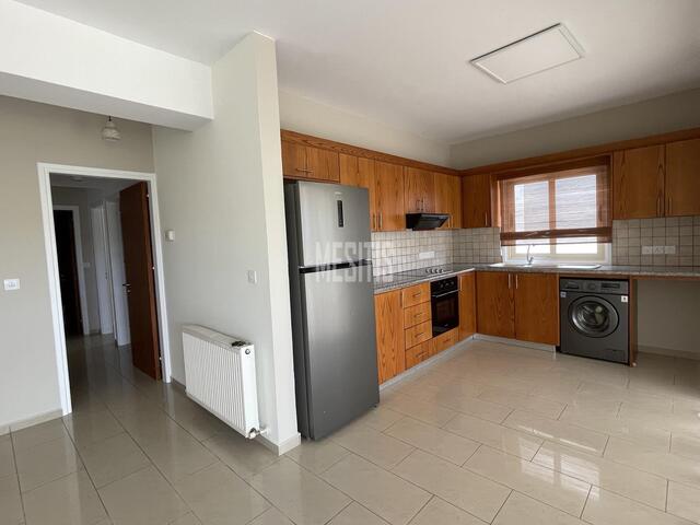 apartment-865f3ca4-32f7-4eee-9783-074012e5058c_Wtr.jpg