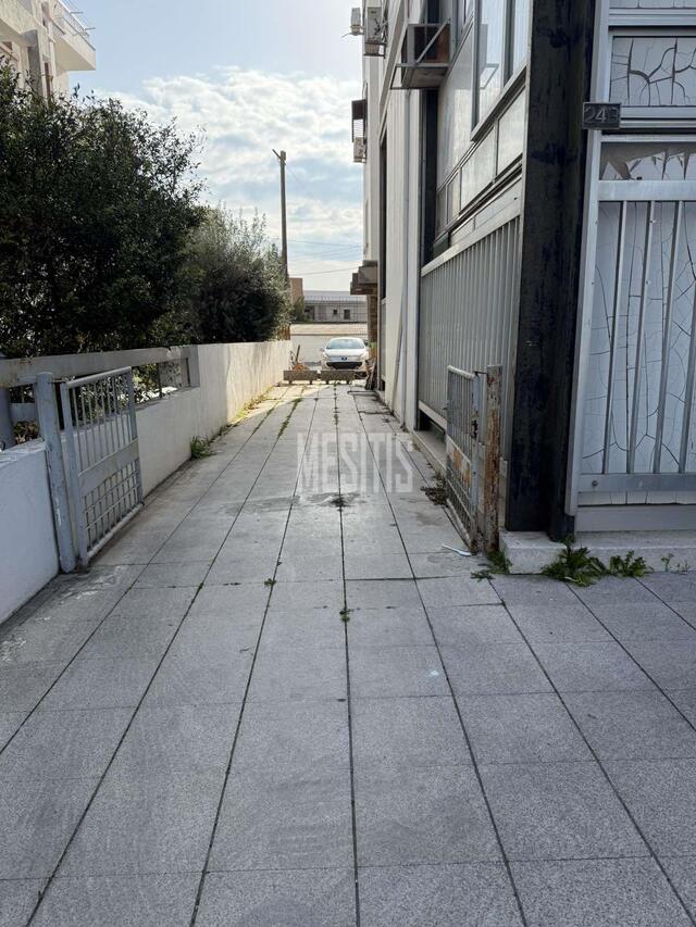 warehouse-55e2366d-3b57-4a23-a095-66b9ca7c8fc9_Wtr.jpg