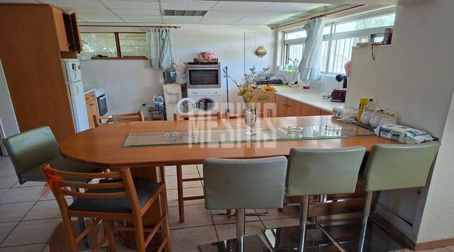 apartment-eb344fa1-ad12-4318-a8cc-69e90b2f2da3_Wtr.jpg