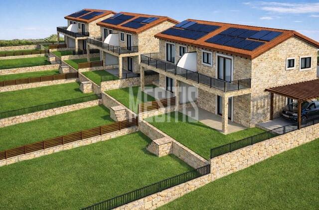 detachedHouse-5f1c5eb0-043f-4c2e-8777-7ac13be36b0c_Wtr.jpg