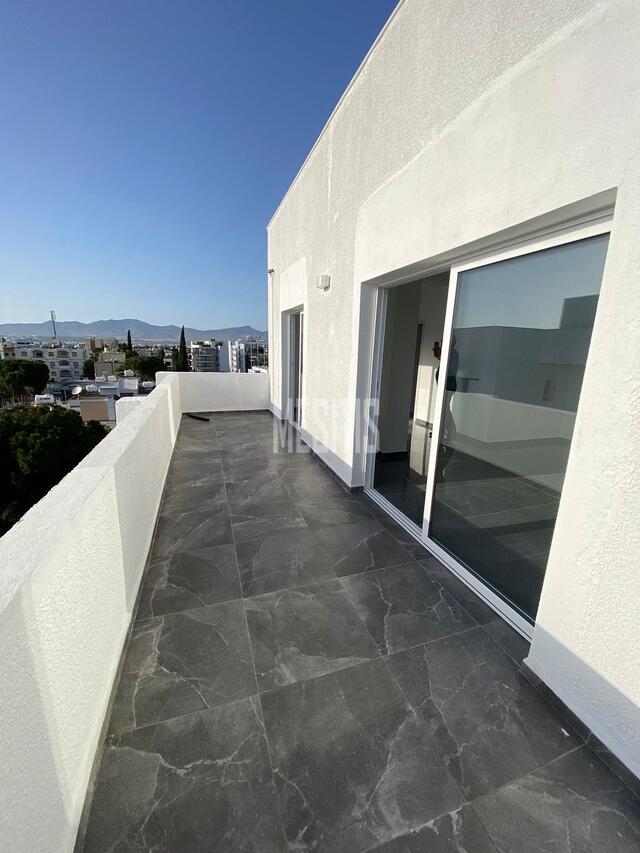 apartment-cbd127fb-dc22-46e2-a243-d82f60ef1f90_Wtr.jpeg