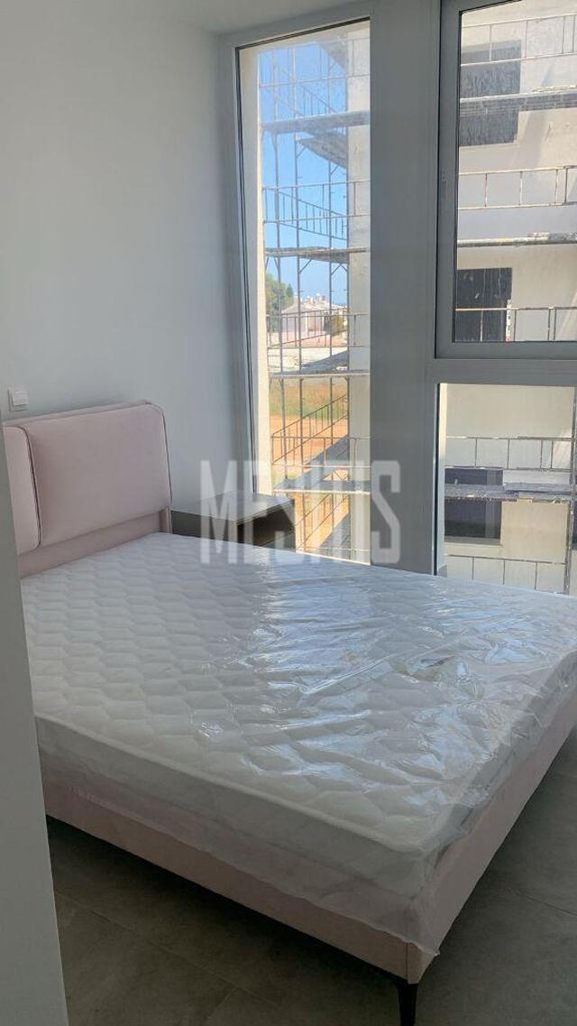 apartment-e668e23e-fd39-40ba-9256-4e4e84ff0666_Wtr.jpg