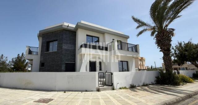 detachedHouse-fcb34426-38ce-4c5a-896c-98766d4978f3_Wtr.jpg
