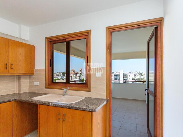 2 Bedroom Flat for Sale in the Center of Larnaka – photo 4