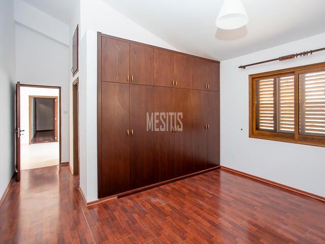 4 Bedroom House for Sale in Moniatis, Limassol – photo 6