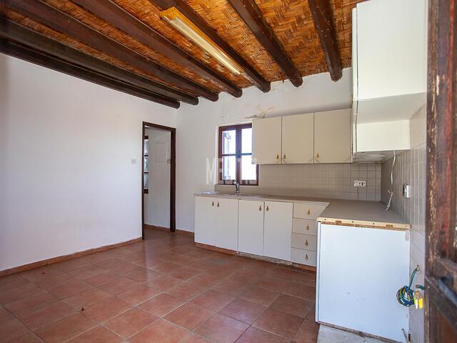 2 Bedroom House for Sale in Koili, Pafos – photo 1