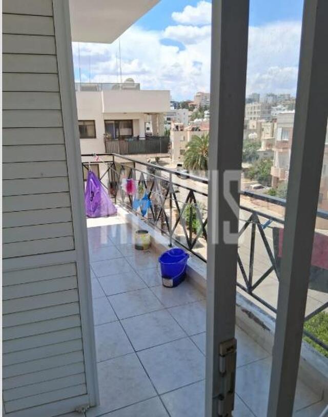 apartment-57318d58-e8a2-43f3-a3c7-7003853dda2d_Wtr.jpg