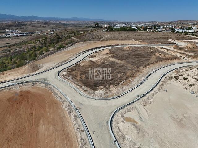 Plot 710 Sq.m. For Sale In Nea Ledra, Dali – photo 4