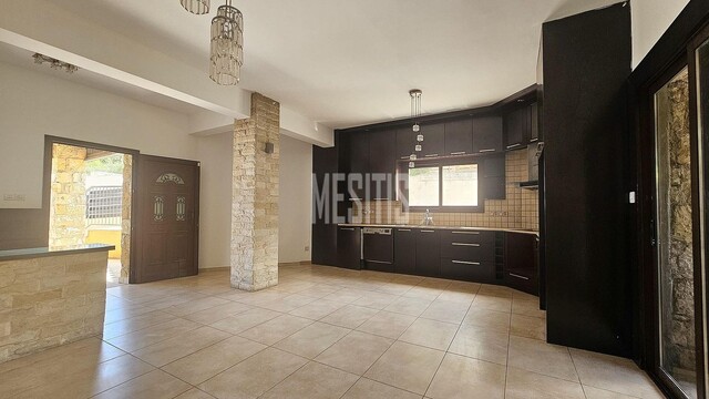 detachedHouse-cf3c9e50-97b0-444d-8118-decba9e94ddb_Wtr.jpeg