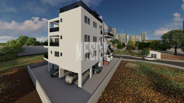 apartment-eae734b3-7a80-4597-9a50-b7610ed9c934_Wtr.jpeg