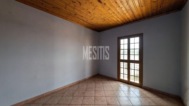 detachedHouse-258c6e4f-834c-4e0b-a407-e9d8de425355_Wtr.jpg