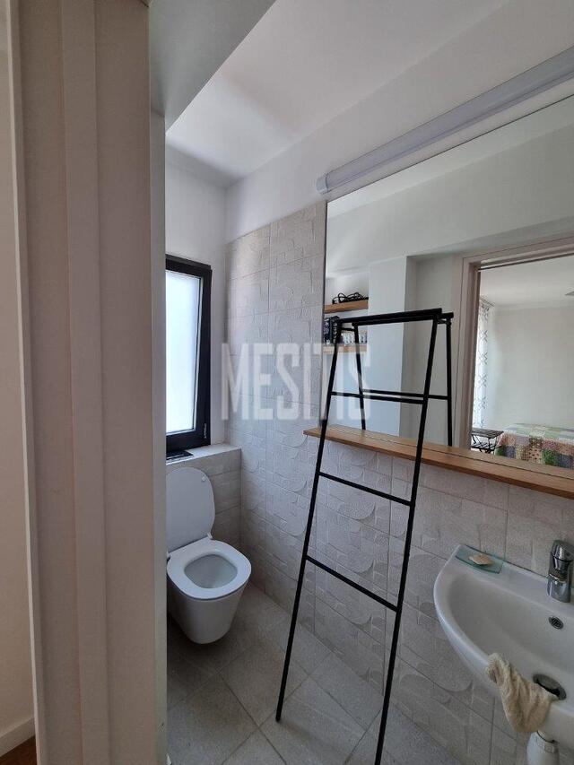 apartment-2f871813-61d4-46f1-a5b2-717cb9b08343_Wtr.jpeg