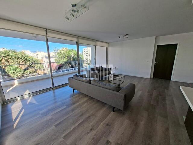 apartment-0c01b94d-a5aa-4251-9a3f-b451d3393979_Wtr.jpg