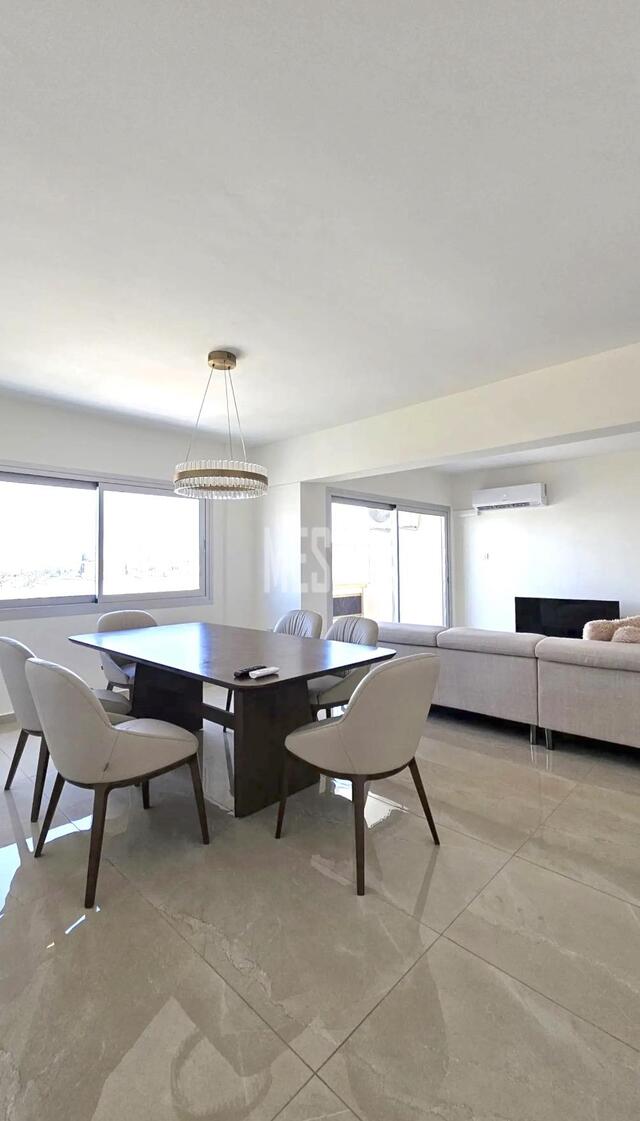 apartment-92a10b05-723e-49a7-84e2-4b1ba464f906_Wtr.jpg