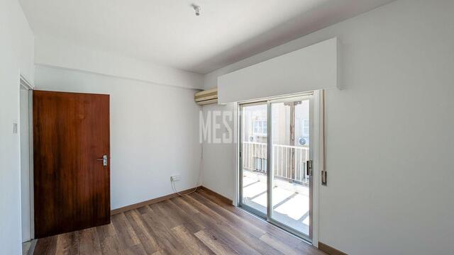 apartment-66250d4f-882f-4aaf-a1a3-e091228d72ba_Wtr.jpg