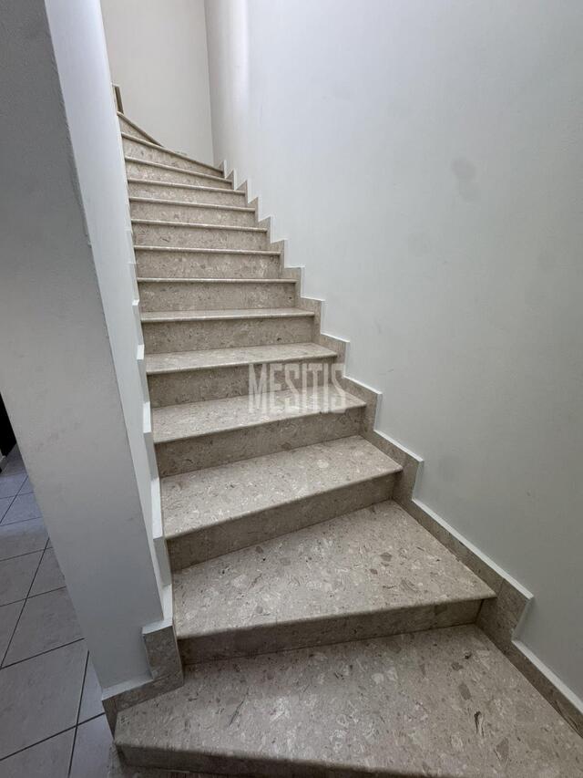 detachedHouse-01311586-8d90-41ce-add4-66a2d9381380_Wtr.jpg