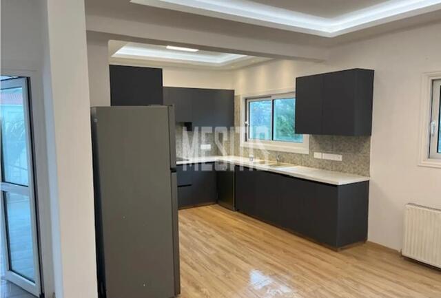 apartment-406f545f-7318-4e56-8590-c489c3ff2d8d_Wtr.jpg