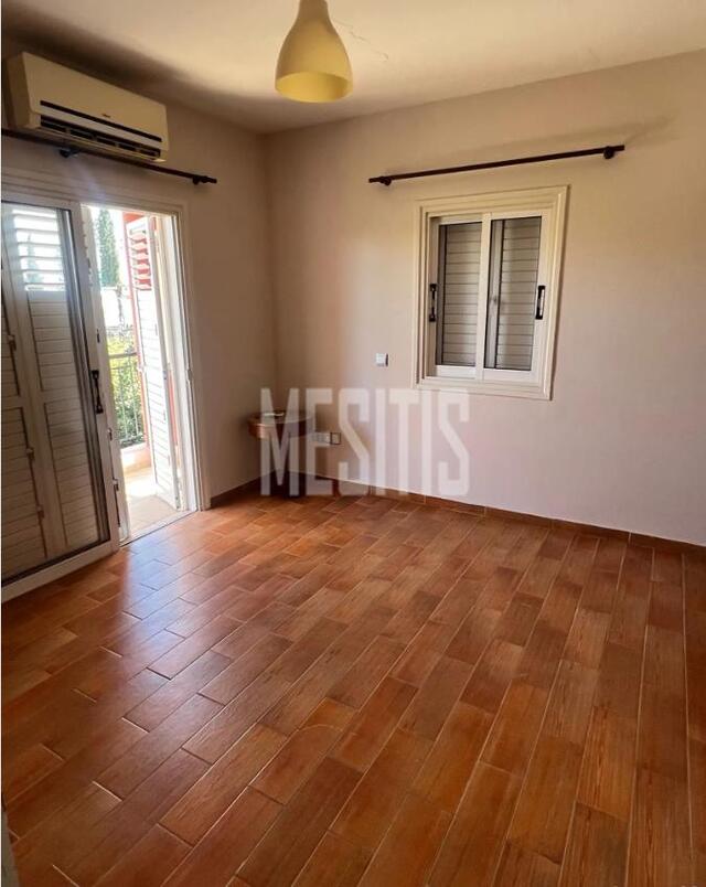 apartment-bcdb268f-1650-40a4-a9ce-cd33082ebc36_Wtr.jpg