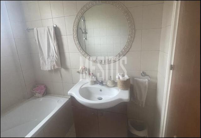 apartment-f702c359-a59b-4cbc-a891-d156f204ee01_Wtr.jpg