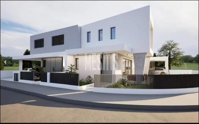 detachedHouse-e21a66ec-425d-4b9d-bcb3-f3533c4cf3c1_Wtr.jpg