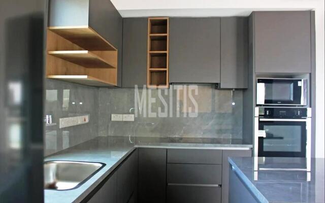 apartment-7c883171-47cf-4bf5-bf6a-e1e3ece62551_Wtr.jpg