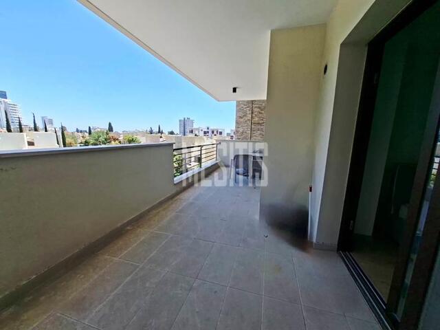 apartment-dae896f1-897d-4e28-8b5a-f648755f0c5f_Wtr.jpg