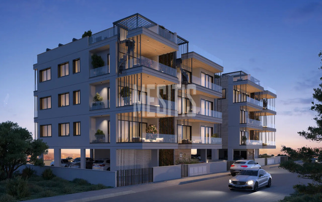 apartment-2edc7c2f-0c9e-48f4-9551-3998dfb4f283_Wtr.png