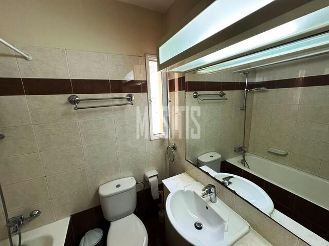 apartment-c9c50974-2322-4eaa-9513-a14d1f5207ca_Wtr.jpg