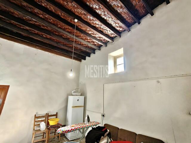 Well-maintained 3-Bedroom Listed House for Sale in Kaimakli Area, Nicosia – photo 8