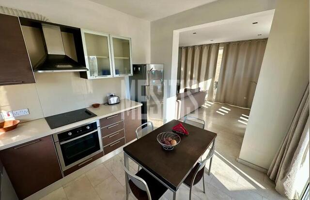 2 Bedroom Penthouse with Lasrge Veranda for Sale in Agioi Omologites, Nicosia – photo 3