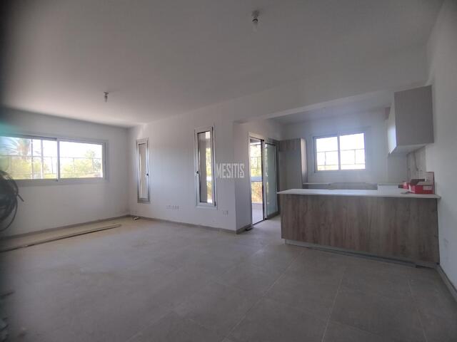 apartment-5fe307ae-a5e7-43a2-96bc-9ef84b9841c2_Wtr.jpeg