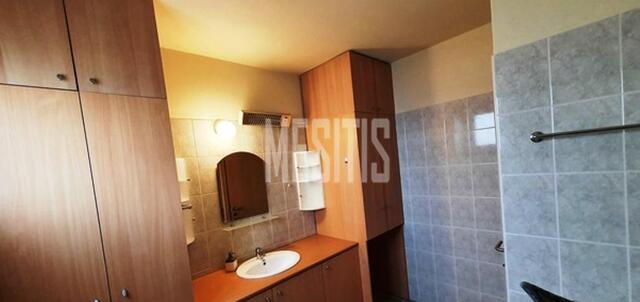 apartment-93b836dd-ac3f-43e3-bf62-c2066d041e04_Wtr.jpeg