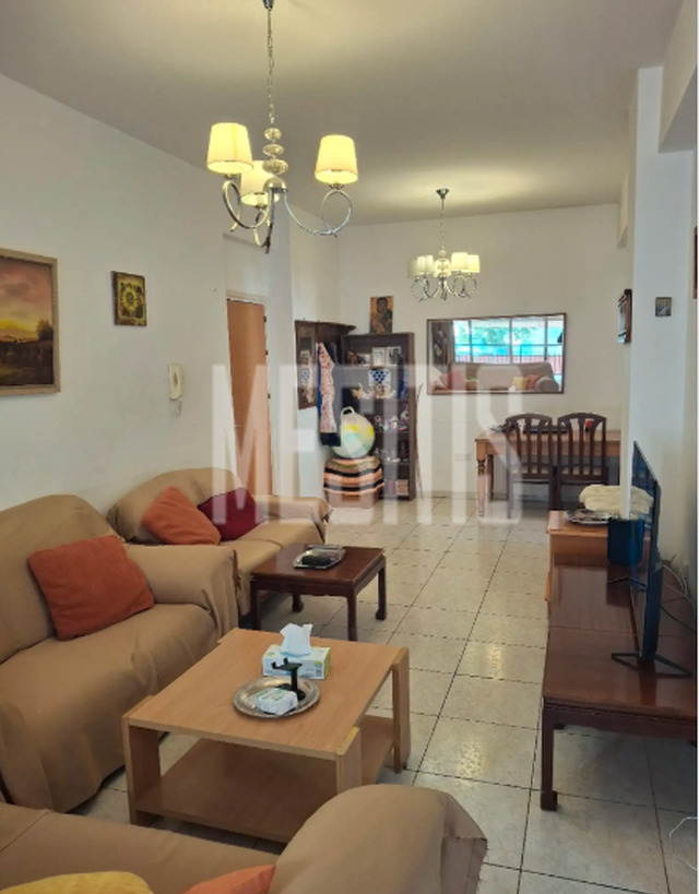 apartment-80c24404-ae50-498c-bfc7-90d1313fc0d4_Wtr.png