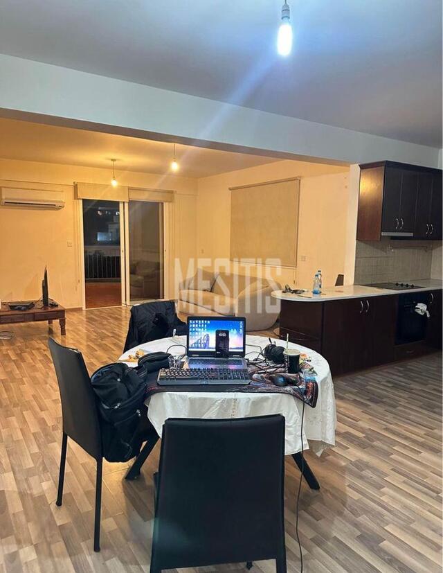 apartment-52763afc-3aed-4a77-833e-16f9a1dba151_Wtr.jpg