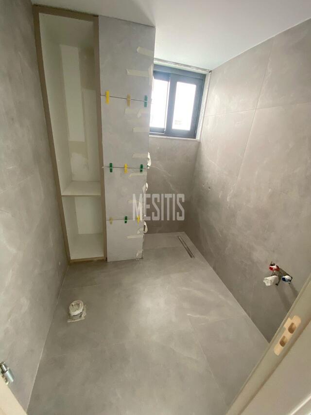 apartment-4a9b17aa-8e0a-4518-ac9e-807cb074fd34_Wtr.jpeg