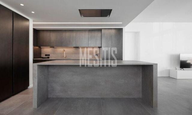 apartment-2f211b4c-8ae0-4fa2-9a43-7036cfa33643_Wtr.jpg