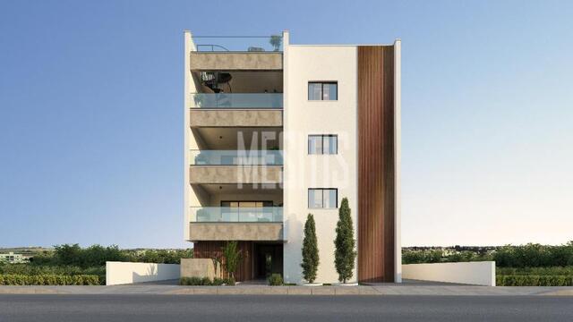 apartment-56129fbd-4f06-48f2-a93a-0c0b0372de4c_Wtr.jpg