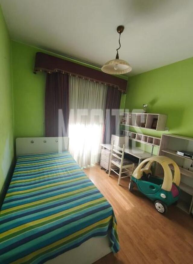 apartment-1765cad7-606e-4a1c-bc76-f177f12b0ef8_Wtr.jpg